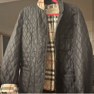Burberry mens quilted Brit jacket in dark navy.